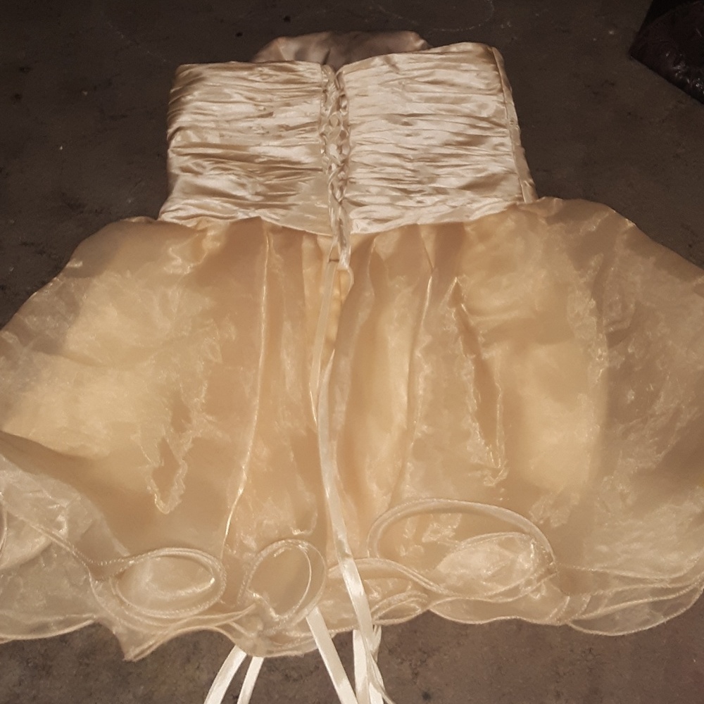 Prom dress - Picture 2 of 2